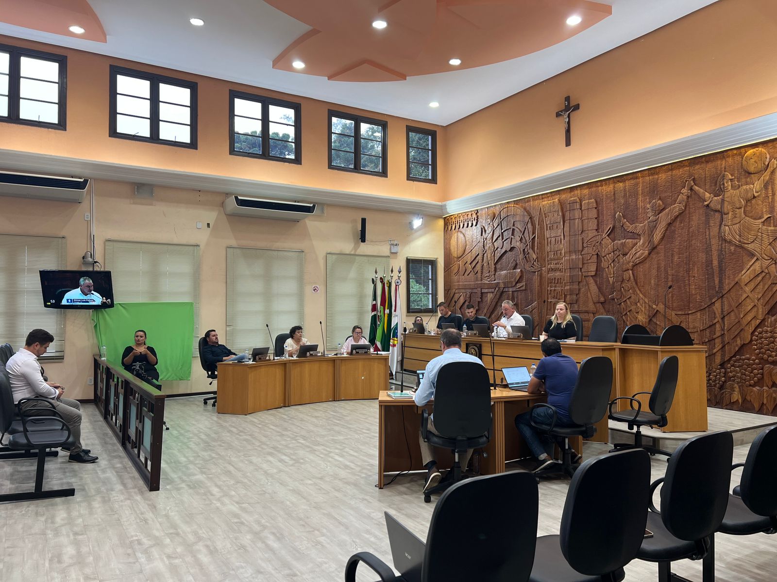 Câmara vota projetos em sessão ordinária