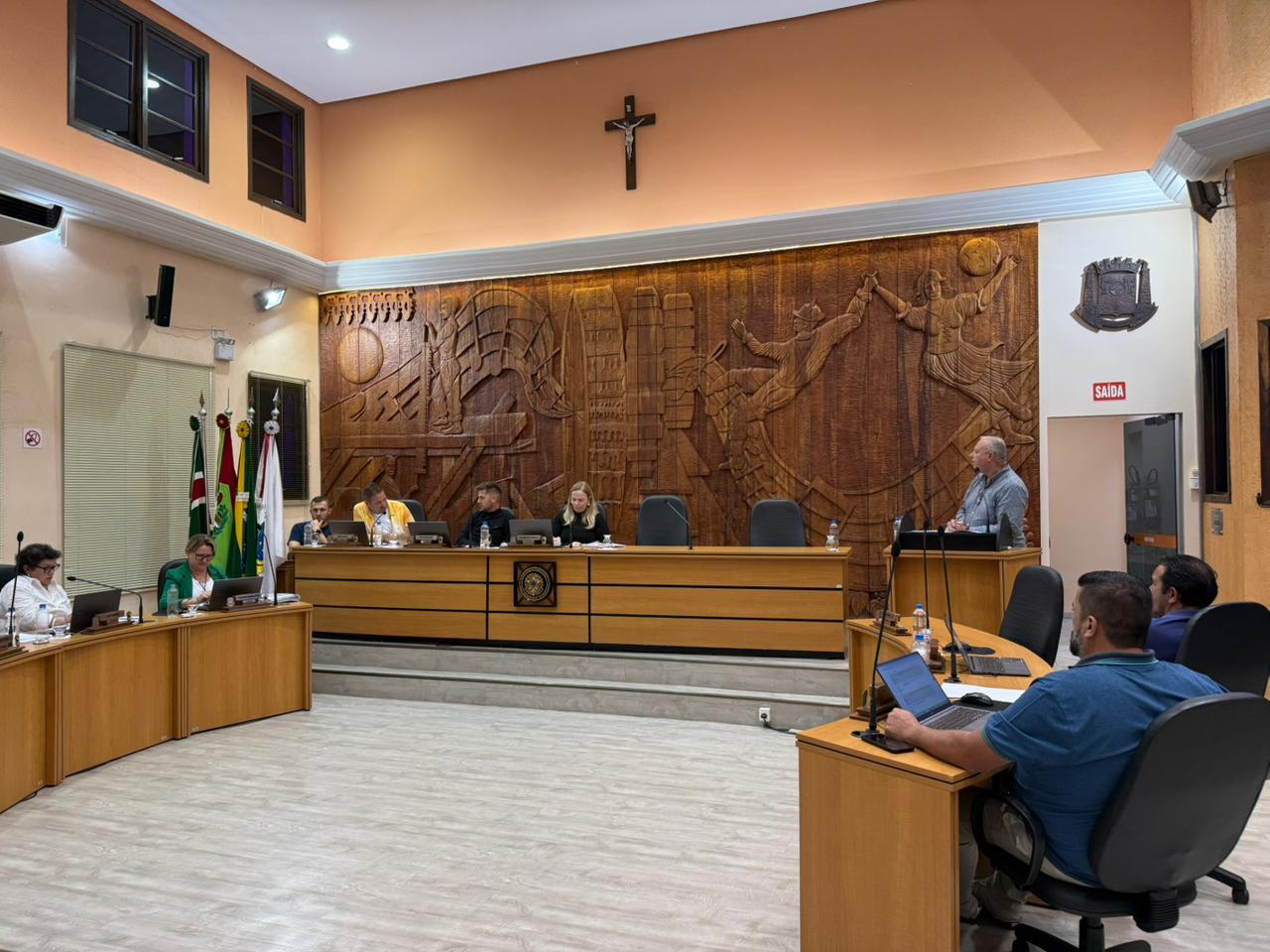 Prefeitura presta esclarecimentos sobre novo vale-alimentação