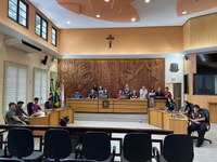 Projeto #AtuAção promove visita à Câmara Municipal