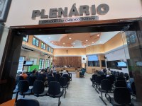 Vereadores se reúnem na última sessão de 2025